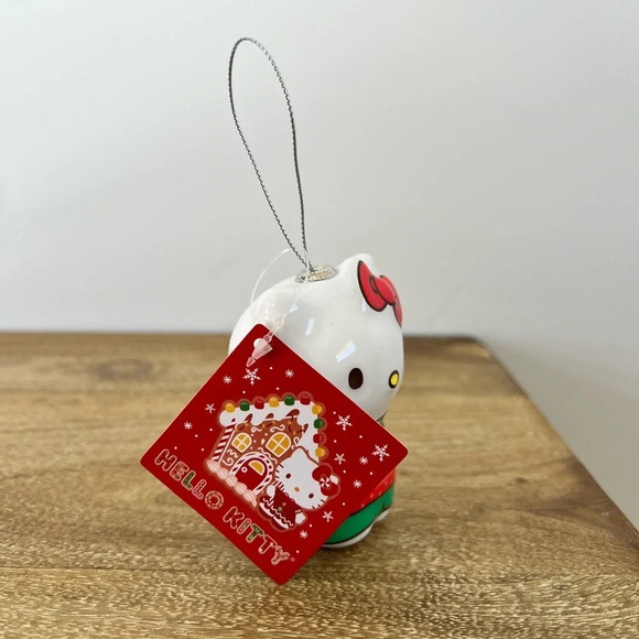 Christmas Hello Kitty Decoupage Ornament NWT - Picture 5 of 5